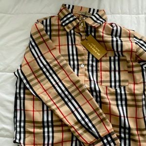 Burberry button up shirt